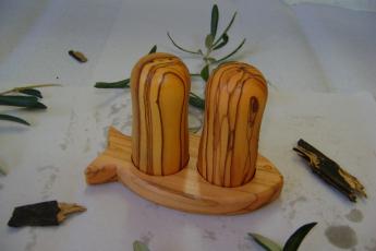 saltandpepperbox_fishcase.jpg